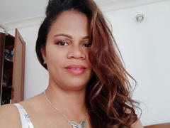 ChicetBelle - female webcam at xLoveCam