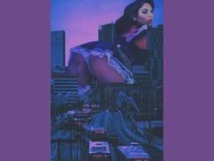 Chili - blond female with  small tits webcam at xLoveCam