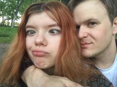 ChillOutt - couple webcam at xLoveCam