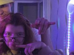 ChillOutt - couple webcam at xLoveCam