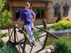 ChillOutt - couple webcam at xLoveCam