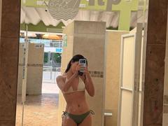 Chlloe69 from xLoveCam