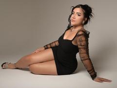 ChloeHall - female webcam at xLoveCam