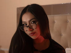 ChloeMoretti - female with black hair and  big tits webcam at xLoveCam