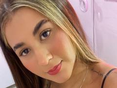 Chloe_Rowan - female with brown hair and  big tits webcam at ImLive