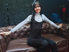 ChloeSantory - female with black hair webcam at LiveJasmin