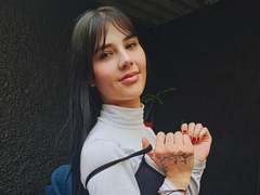 ChloeSantory - female with black hair webcam at LiveJasmin