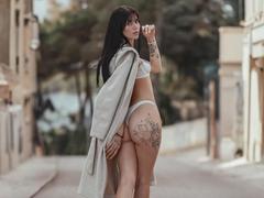 ChloeSantory - female with black hair webcam at LiveJasmin