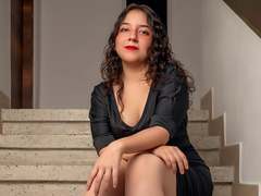 ChloeVelvet - female with brown hair and  big tits webcam at LiveJasmin