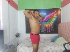 ChocoRamoHot - male webcam at xLoveCam