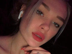 ScarlettMason - blond female with  big tits webcam at ImLive