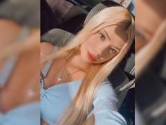 ChristieGarcia - blond female webcam at LiveJasmin