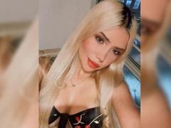 ChristieGarcia - blond female webcam at LiveJasmin