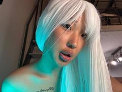 ChristieHoliday from xLoveCam