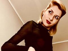 MargoRobby - blond female webcam at xLoveCam