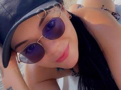 LucianaSimonz - female with black hair and  big tits webcam at LiveJasmin
