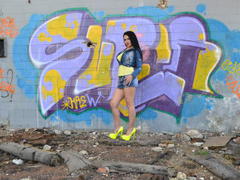 ChrissyBloom - female with black hair and  big tits webcam at xLoveCam