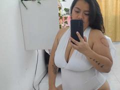 ChubbyThickMilf - female with brown hair webcam at xLoveCam