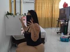 ChubbyThickMilf - female with brown hair webcam at xLoveCam