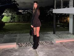 CiaSweet - female with brown hair webcam at xLoveCam