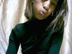 CindyCuteX from xLoveCam