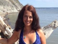 VanezaSmith - female with black hair and  big tits webcam at LiveJasmin