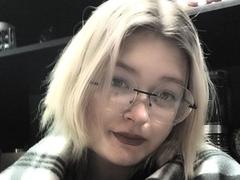 Cipriana from xLoveCam