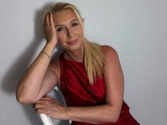 ClareGoddess - blond female webcam at xLoveCam