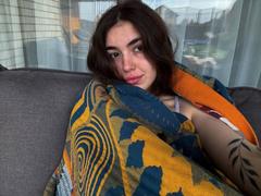 ClarindaWiatr - female with brown hair and  big tits webcam at xLoveCam