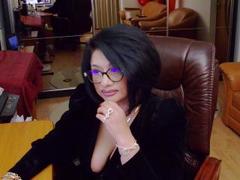 CuteKittyforLove - female with brown hair webcam at xLoveCam