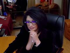 CuteKittyforLove - female with brown hair webcam at xLoveCam