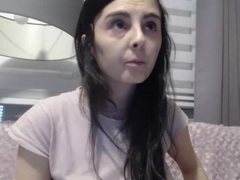 BelleYve - female with black hair webcam at xLoveCam