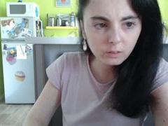 BelleYve - female with black hair webcam at xLoveCam