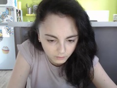 BelleYve - female with black hair webcam at xLoveCam