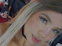 LisaPosada - blond female webcam at LiveJasmin