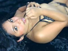 CloeDolly - female with black hair and  big tits webcam at xLoveCam