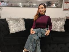 CloeRouss - female with brown hair and  big tits webcam at xLoveCam