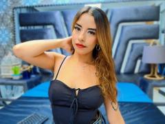 CloeRouss - female with brown hair and  big tits webcam at xLoveCam