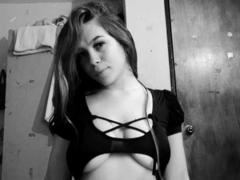 CloeSantos - female with brown hair and  big tits webcam at xLoveCam