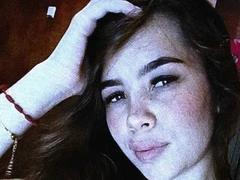 CloeSantos - female with brown hair and  big tits webcam at xLoveCam