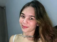 CloeSantos - female with brown hair and  big tits webcam at xLoveCam