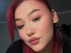 CloraFlippin from xLoveCam