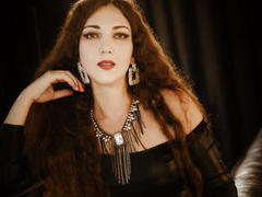 MillenaFare - female with brown hair and  big tits webcam at xLoveCam