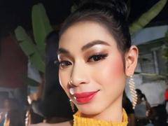 CockyJamieTS - shemale webcam at xLoveCam