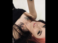 Coco1996-hot - female with black hair webcam at xLoveCam