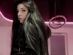 Coco1996-hot - female with black hair webcam at xLoveCam