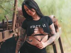 CoconutDeni-hot - female with black hair webcam at xLoveCam
