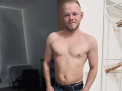 Colehunter-hot - blond female webcam at xLoveCam