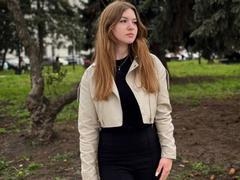 ConchitaMosburg - blond female webcam at xLoveCam