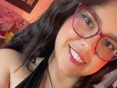 NaiarahThompson - female with brown hair and  big tits webcam at LiveJasmin